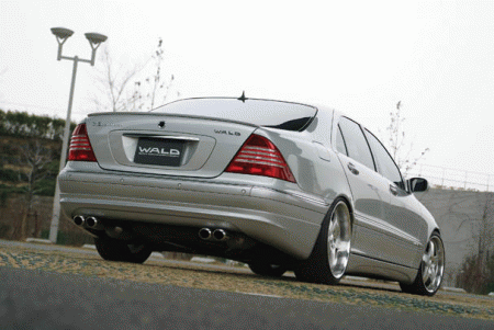 Mercedes  W220 Rear Trunk Lid Spoiler